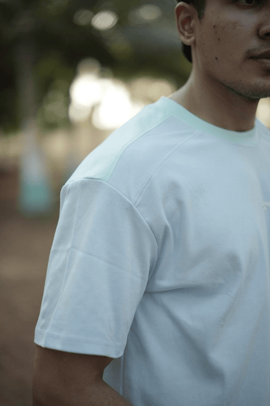 Pool Boi Tee ( Ocean Blue ) - Sunny Rays
